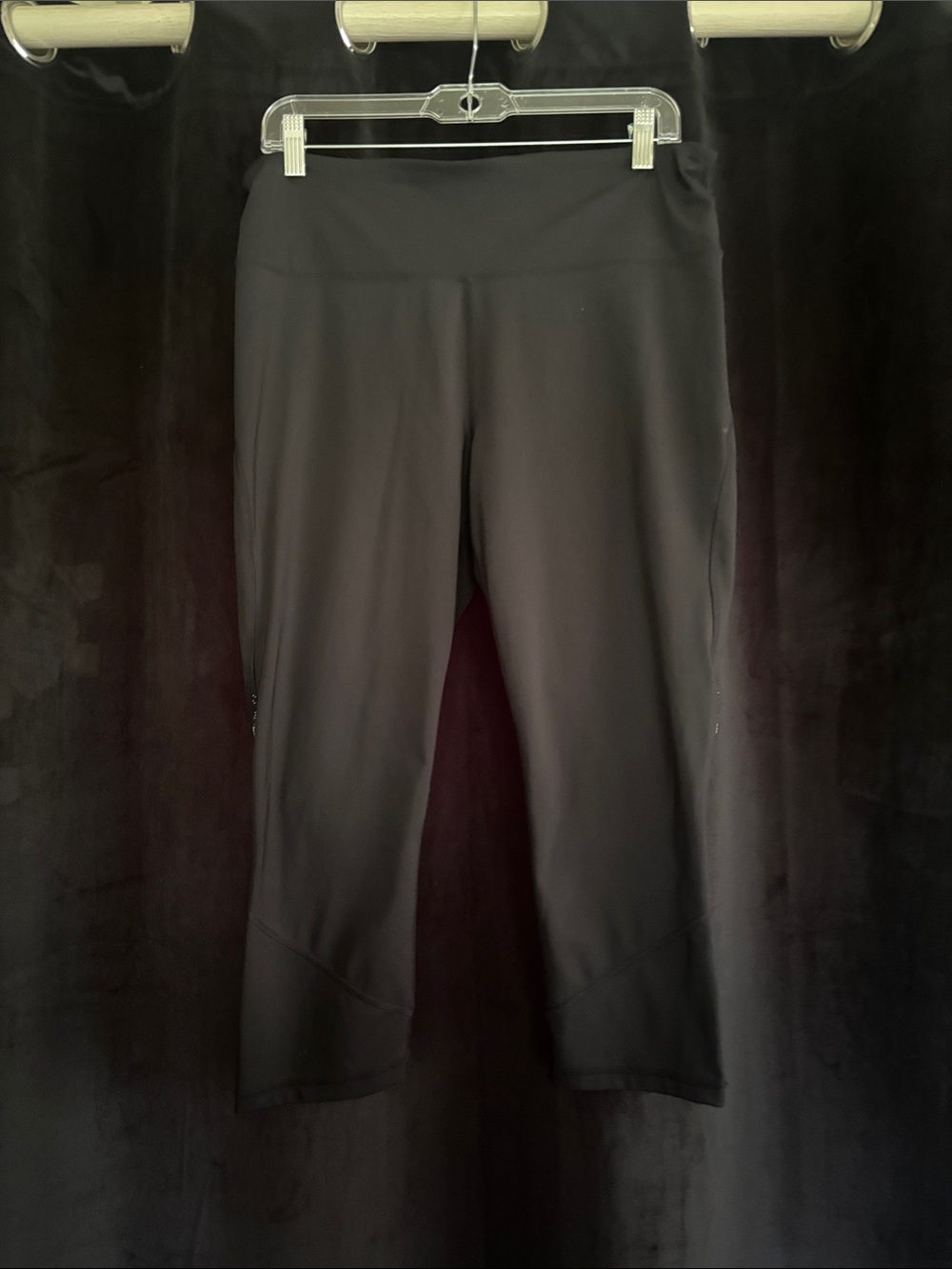 Kirkland Signature Black Cropped Leggings